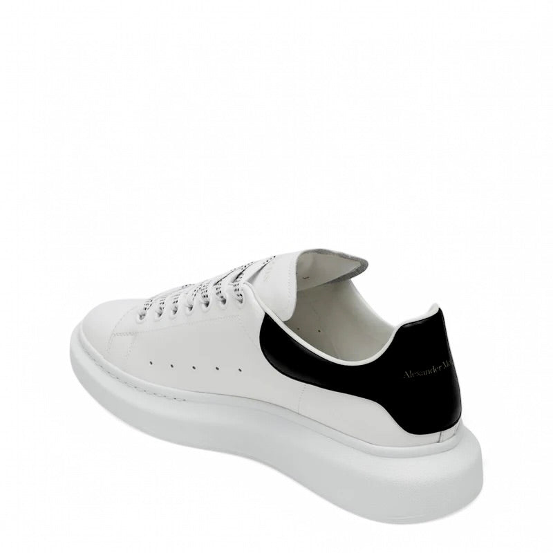 Sneakers mit Oversized-Sohle weiss-schwarz