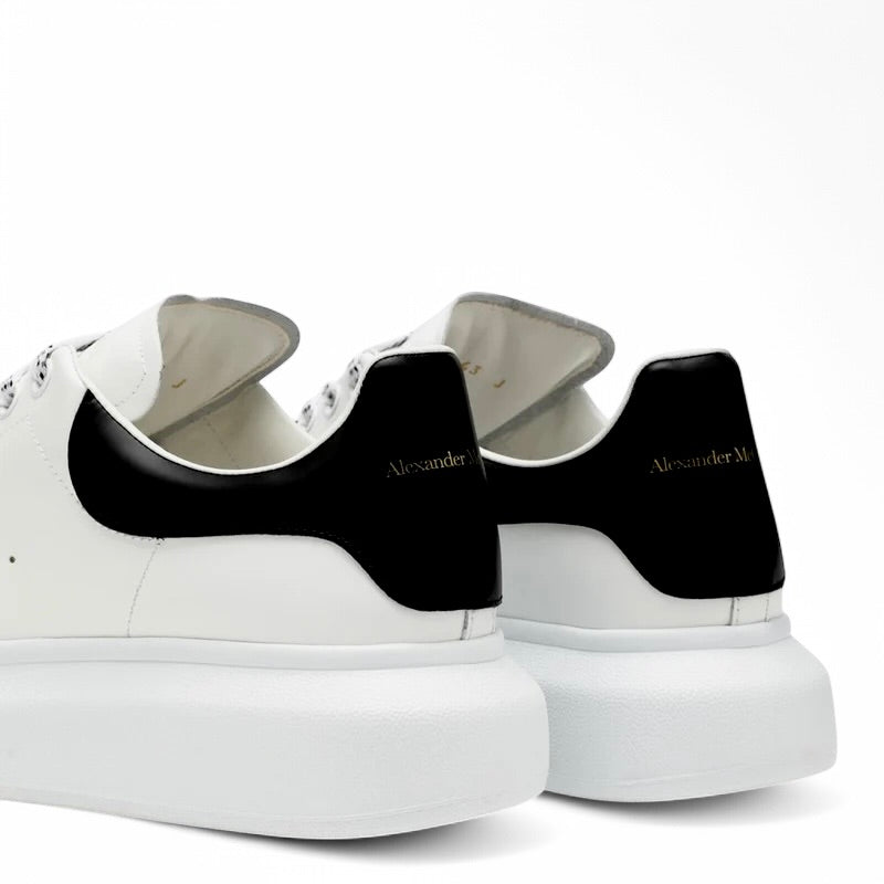 Sneakers mit Oversized-Sohle weiss-schwarz