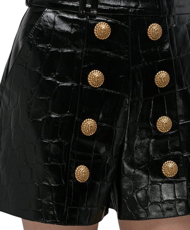 Schwarze Ledershorts mit Krokodilprägung