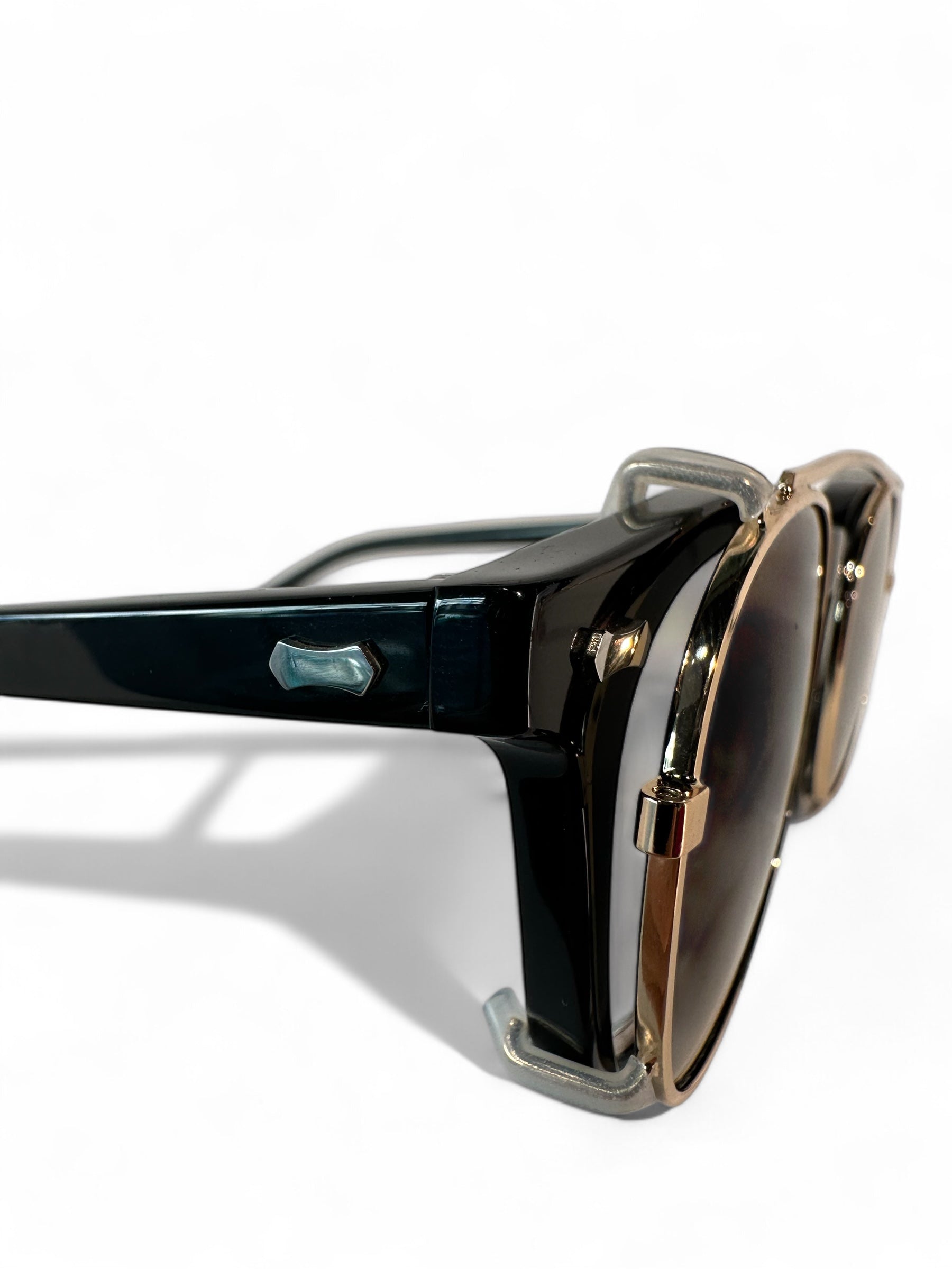BLANG Eyewear – Premium Sonnenbrille mit abnehmbarem Aufsteck-Clip