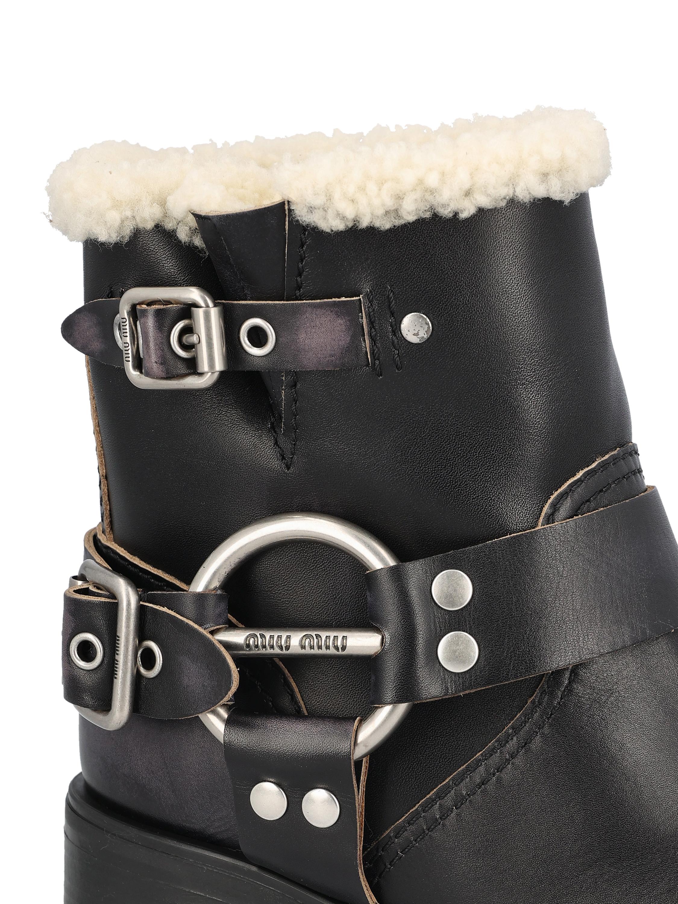 MIU MIU Stiefeletten aus Leder,  Vintage Look